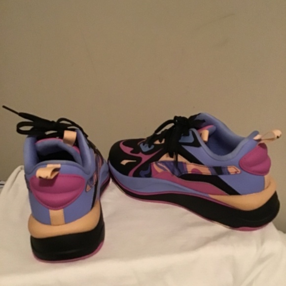 😜Puma, women’s size 9.5, new condition, see photos - Picture 4 of 5
